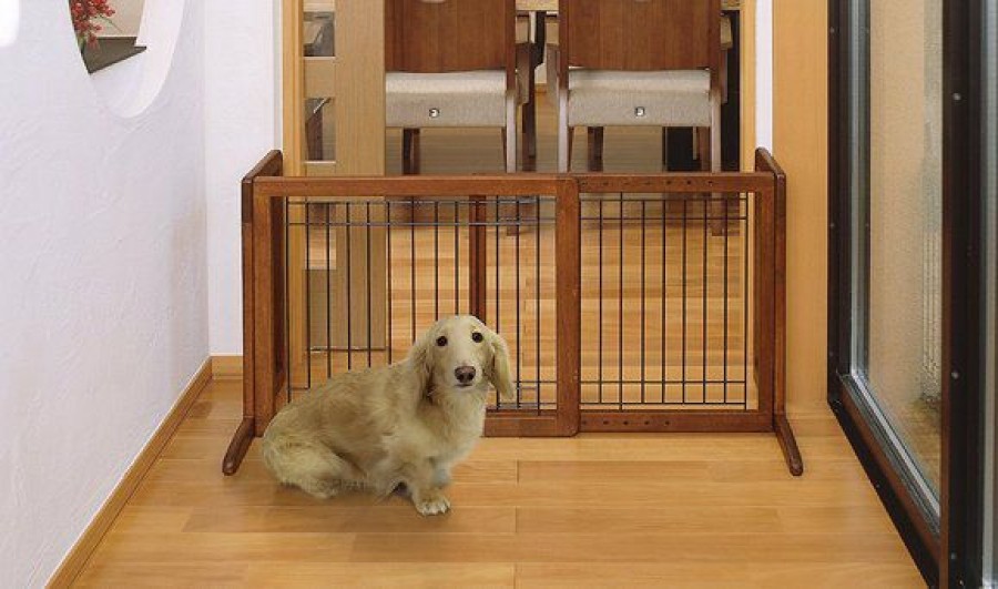 New * Popular Richell Freestanding Gate For Dogs & Cats, Brown